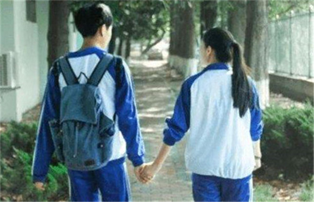 早恋教育学校