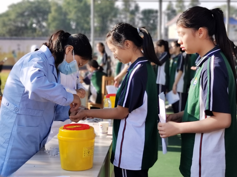 新起点青少年特训学校组织学员开展健康体检，青少年管教学校