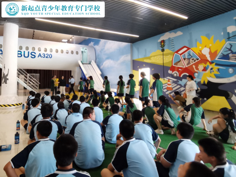 新起点青少年特训学校开展国防教育基地研学活动
