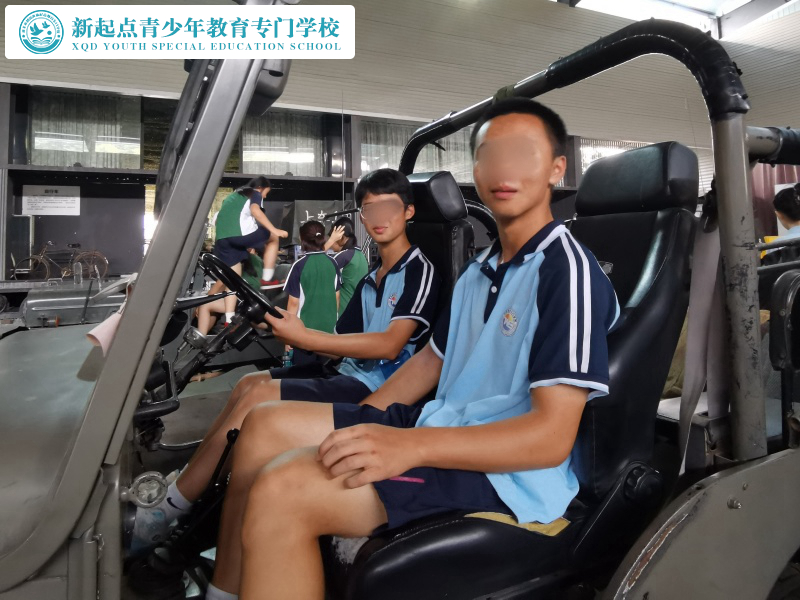 新起点青少年特训学校开展国防教育基地研学活动